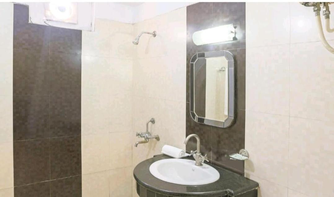 Shivalaya Retreat Hotel Manāli Zewnętrze zdjęcie
